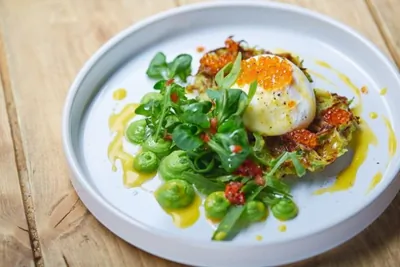 Оладьи из кабачков с красной икрой