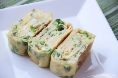 Яичные роллы (японский омлет тамаго-яки)