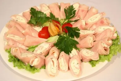 Финики с телятиной