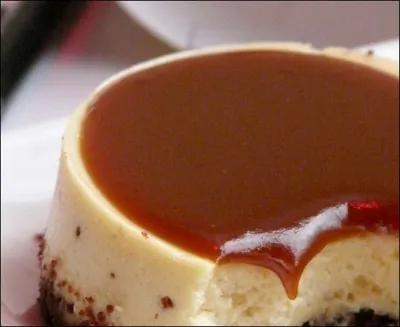 Творожный пирог с карамелью