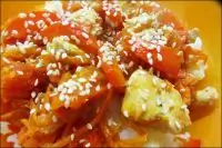 Рис с овощами и курицей в соевом соусе