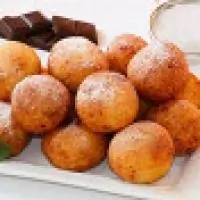 Творожные шарики жареные во фритюре