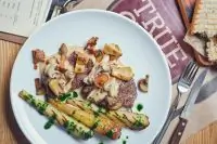 Медальоны из говядины