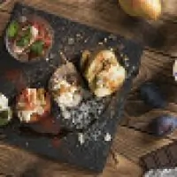 Фруктовая закуска с творожным сыром