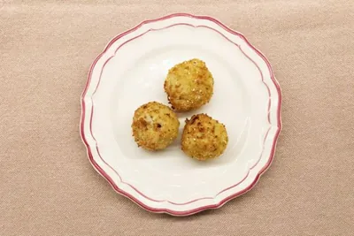 Запечёные «тефтели» из цветной капусты