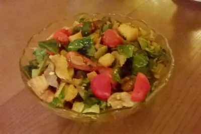 Салат с индейкой и грибами