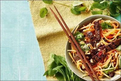 Вьетнамский салат из папайи