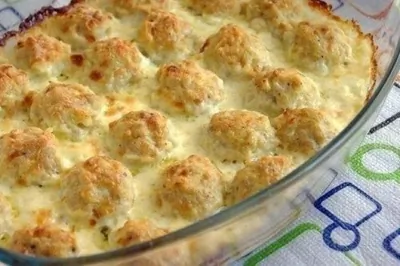 Куриные бомбочки в сливочном соусе