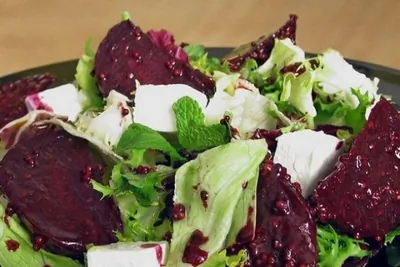 Салат со свёклой и сыром