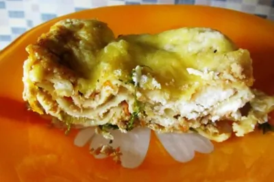 Лазанья с рукколой и болоньезе