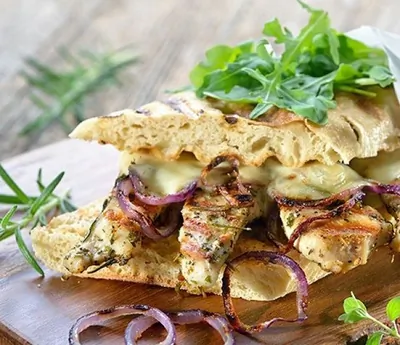 Панини с куриной грудкой на гриле