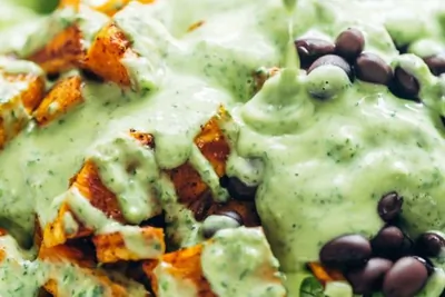 Соус из авокадо и петрушки