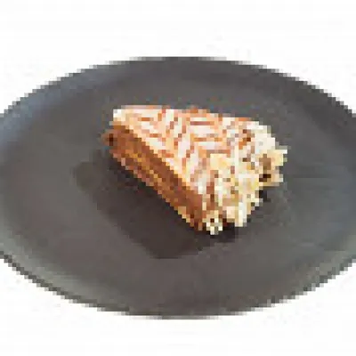 Миндальный торт с шоколадным кремом