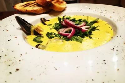 Сырный суп-пюре с мидиями