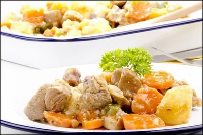 Филе индейки, тушеное с овощами