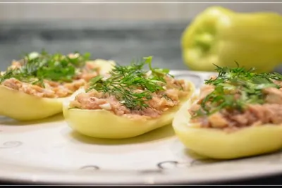 Закуска из болгарского перца и курицы