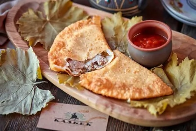 Чебурек с бараниной