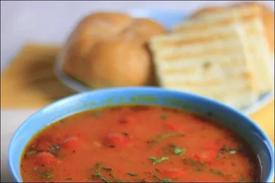 Томатный суп с фасолью