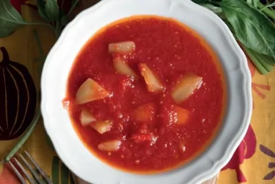 Лечо с помидорами