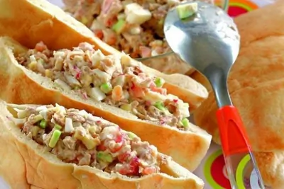 Пита с тунцом и фасолью