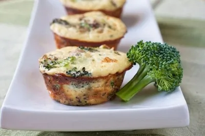 Яичные маффины с сыром