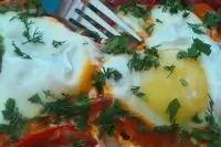 Шакшука с шотландским острым перцем