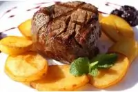 Говяжий филей с эвкалиптовым кремом