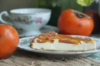 Творожная запеканка с хурмой