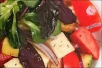 Салат с кабачками, помидорами и сыром