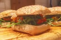 Бургер с креветками