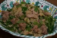 Азиатский салат с печенью трески