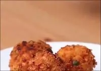 Куриные шарики с моцареллой