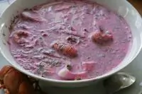 Холодный суп со свеклой и раками