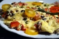 Фриттата с шампиньонами и ветчиной