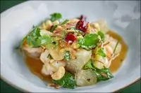 Жареные баклажаны с томатами и кинзой