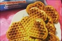 Вафли венские с бананом и взбитыми сливками