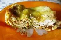 Лазанья с рукколой и болоньезе