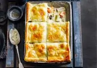 Куриное филе запеченное под тестом