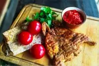 Цыпленок табака с аджикой