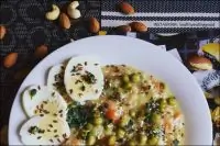 Легкий гороховый суп на курином бульоне