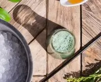 Спирулина с яблоком и мацони