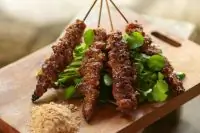 Шашлык из говядины в устричном соусе