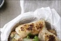 Конвертики из рисовой бумаги с фаршем и картофелем