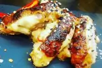 Куриное бедро с чили и беконом