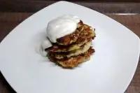 Оладьи из молодых кабачков с сыром