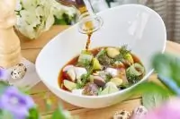 Окрошка с подкопченными карасями