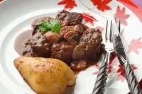 Беф бургиньон с шоколадом