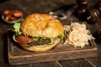 Вегетарианский бургер «Гринпис»