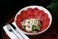 Карпаччо из говядины с горчичным соусом