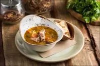 Чечевичный суп с копченой телятиной